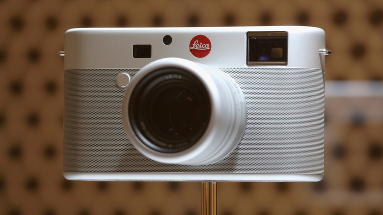 Leica Digital Rangefinder camera designed by Jony Ive for teh 2013 (RED) Auction