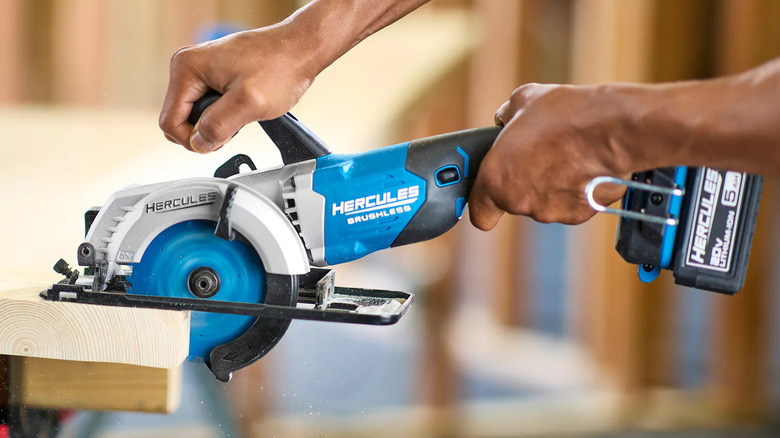 Man using Hercules compact circular saw
