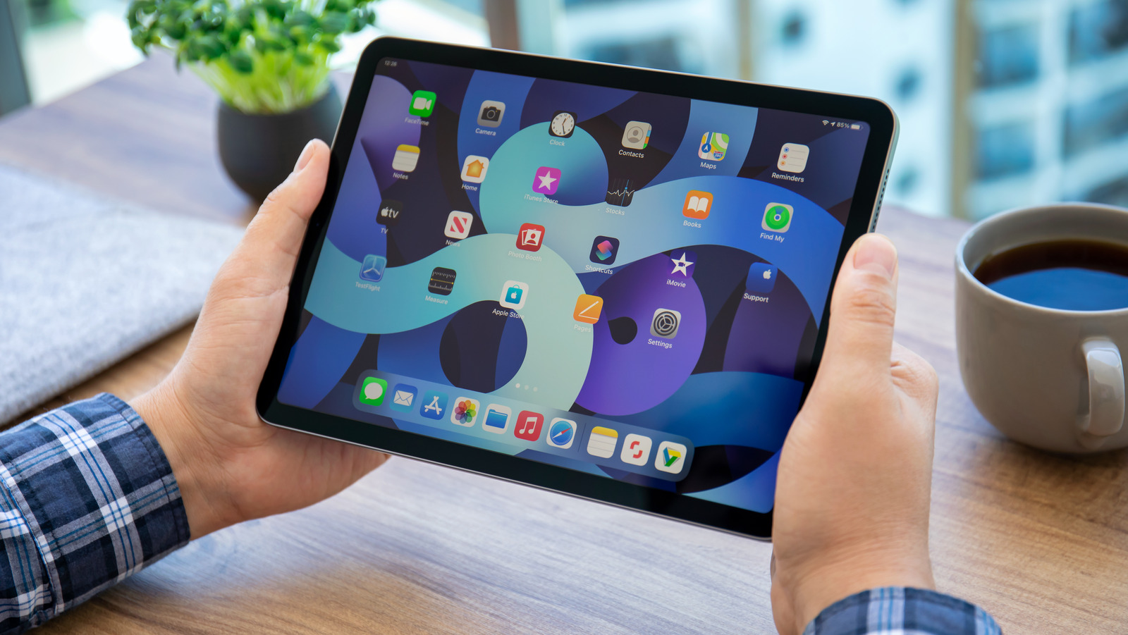 6 تا از بهترین طرح‌بندی‌ها و تم‌های صفحه اصلی iPad برای سال 2024