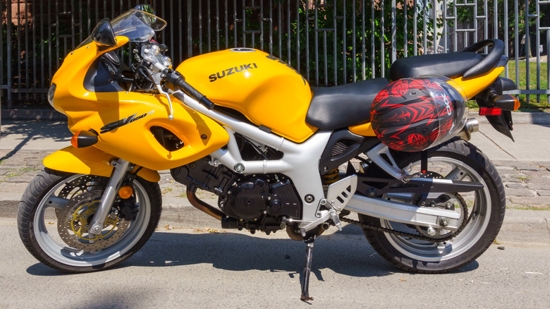 suzuki sv650 motorcycle
