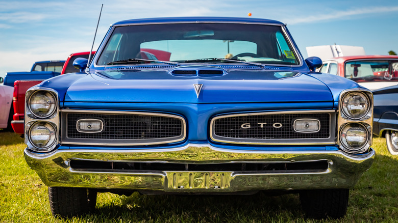 Pontiac GTO front end hood