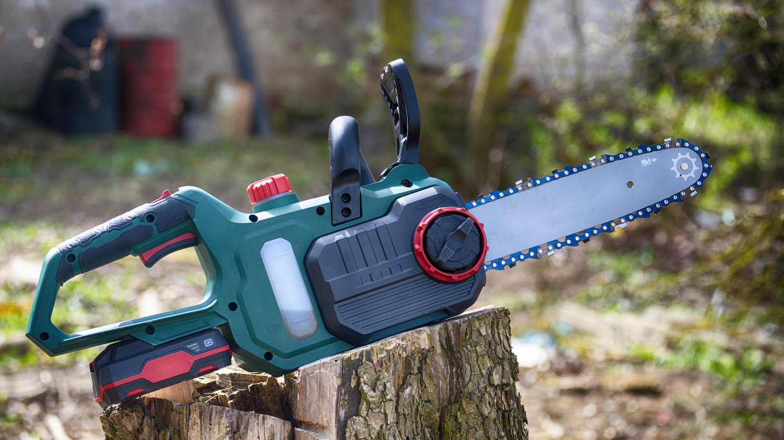 6 Power Tool Battery Brands With The Best Warranty