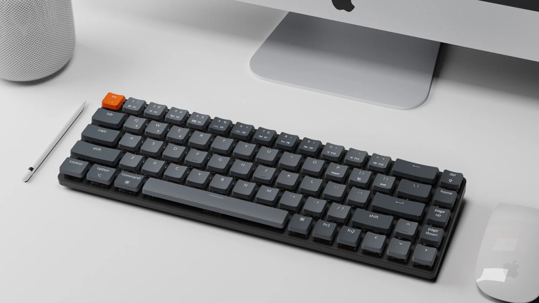 Keychron 65% keyboard on desk with Mac computer and mouse