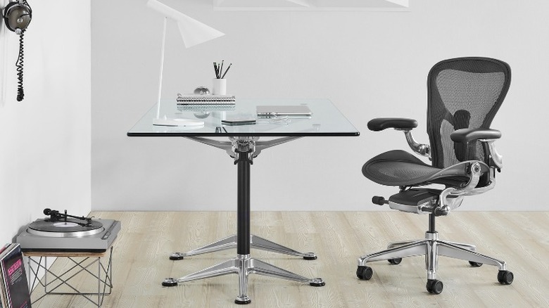 Herman Miller Aeron Chair