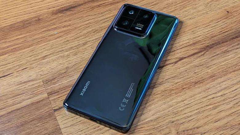 Xiaomi 13 Pro rear and camera setup 