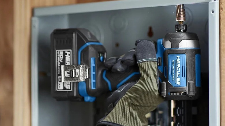Hercules 20V ¼-inch Compact, 3-Speed Impact Driver in use