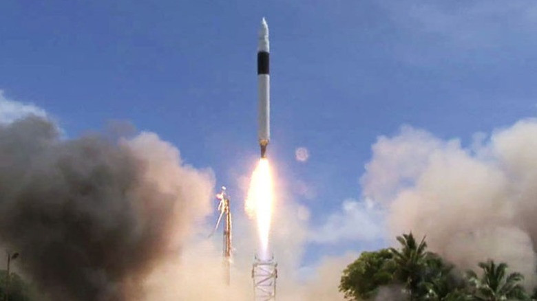 The Falcon 1's takeoff