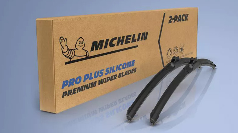 Windshield wiper blades and package