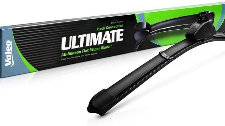 wiper blade and package