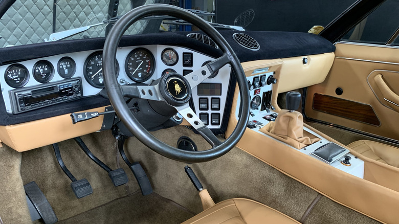 1973 Lamborghini Espada interior