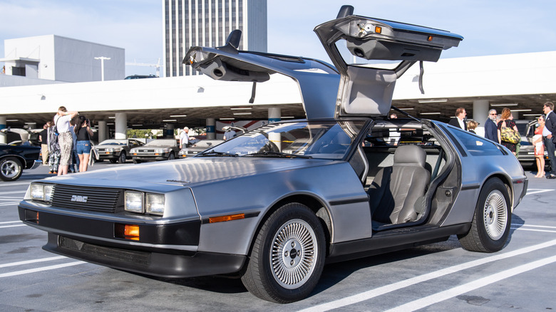 DMC DeLorean