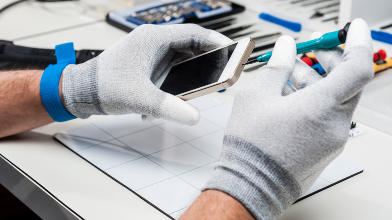 smartphone replace reuse recycle fix