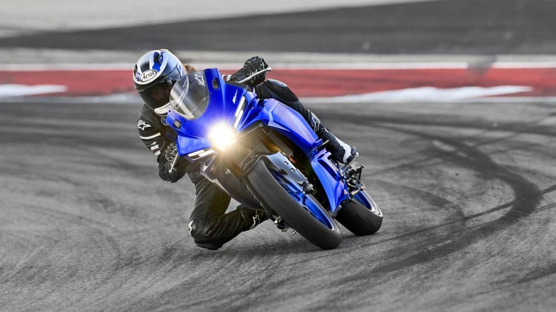 Yamaha R3 being ridden around a racetrack