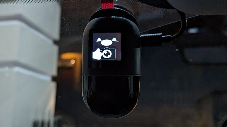 https://www.slashgear.com/img/gallery/70mai-dash-cam-omni-review-ambitious-and-full-of-personality/intro-1676066801.jpg