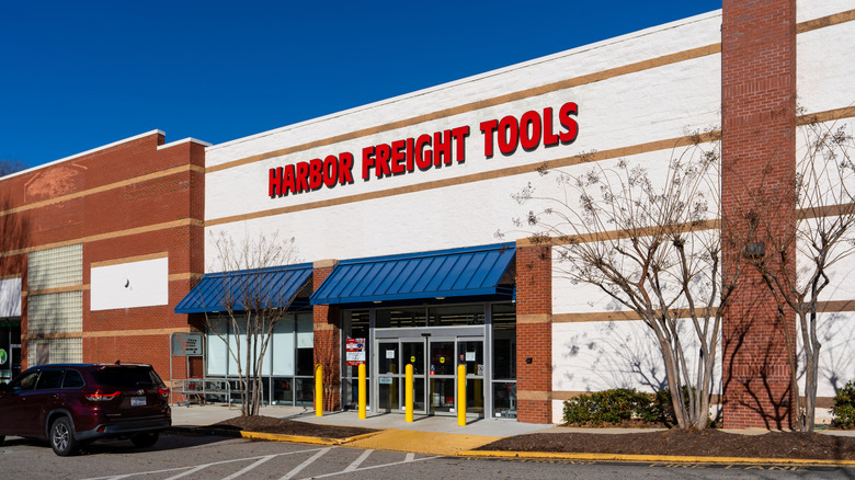 Front entrance to a Harbor Freight Tools store