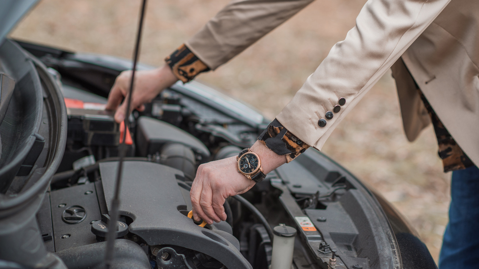 8 Basic Car Maintenance Skills Every Person Should Know