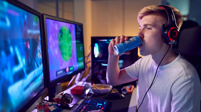 Gaming with dual monitors