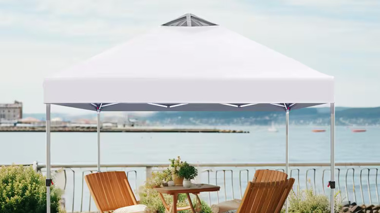 Phi Villa canopy pop up tent outdoors.