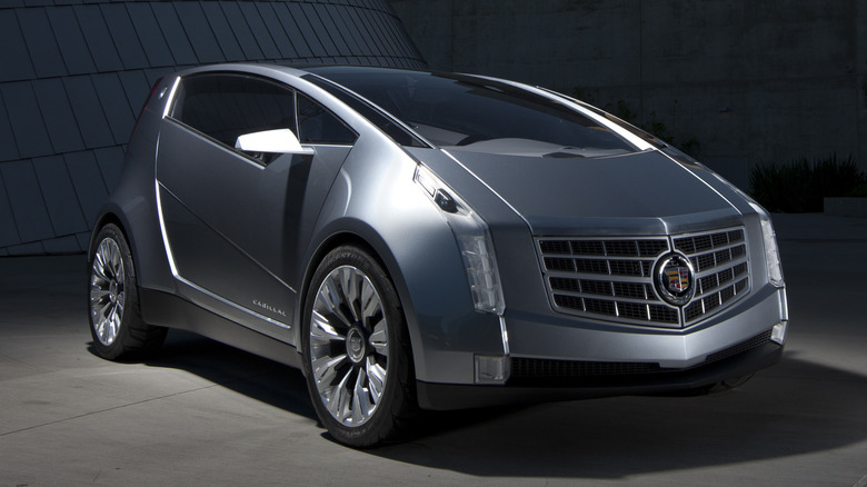 Cadillac Urban Luxury Concept front 3/4 view