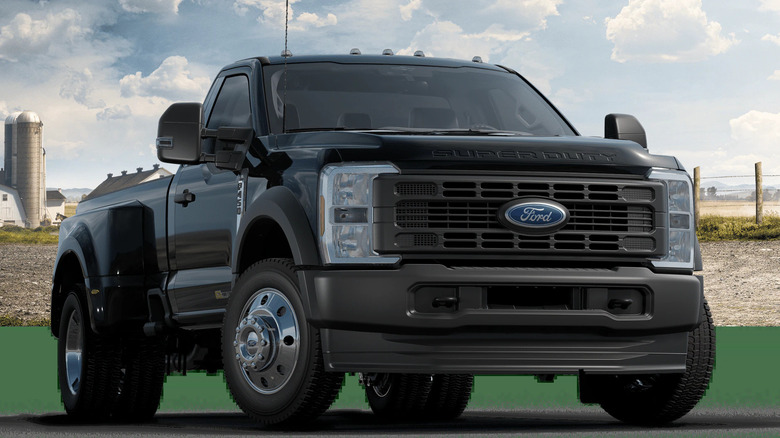 Ford F-450 XL truck promotional image