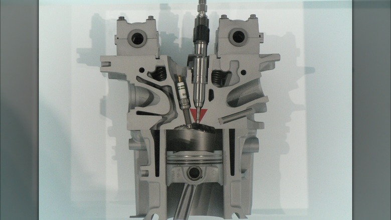 engine cutout showing direct injection