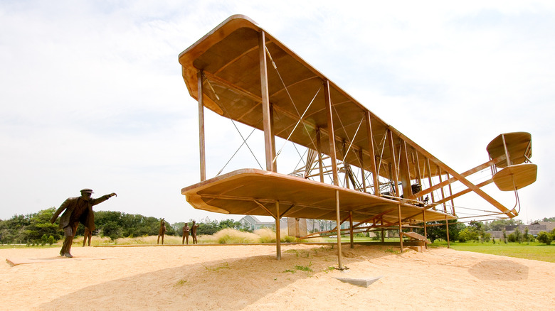 Monument to the Wright Flyer