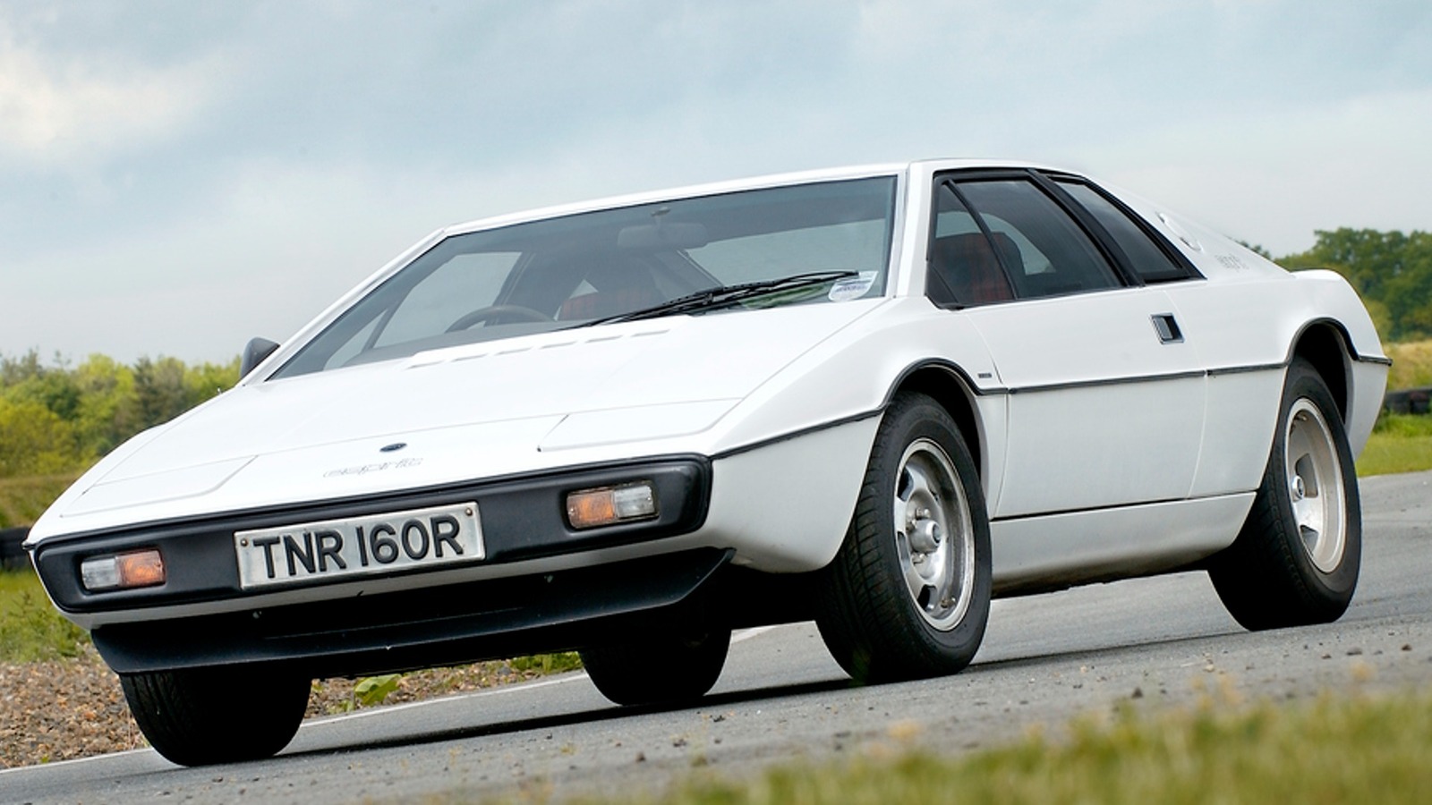 8 Things You Never Knew About James Bond's Iconic 1976 Lotus