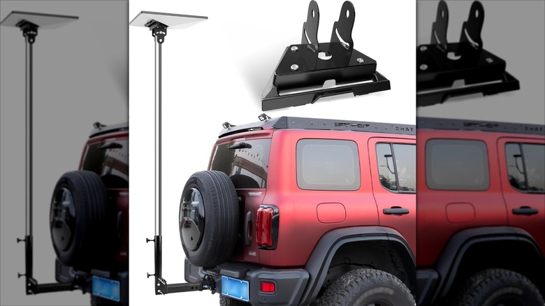 Lymorexan Starlink Mini Pole and Hitch Mount beside a car