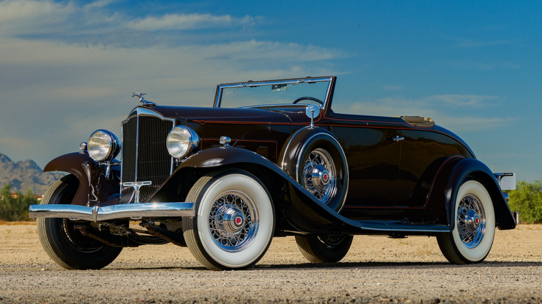 Packard Light Eight Roadster on display outside