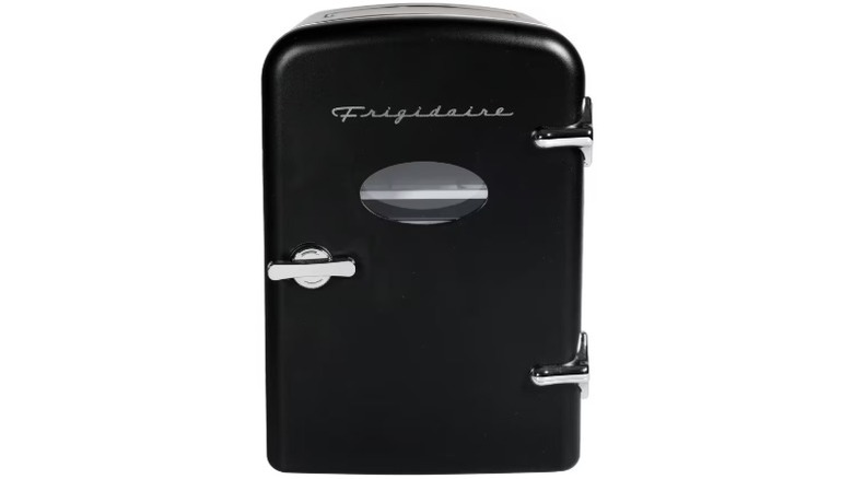 A black Frigidaire mini fridge