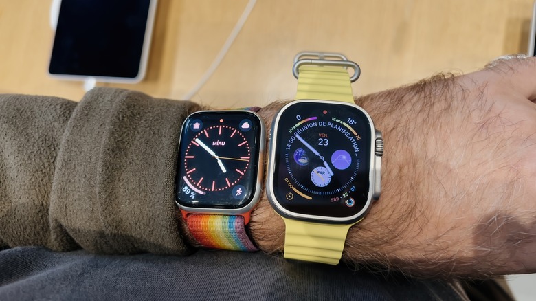 Samsung Galaxy Watch 5 vs. Apple Watch Series 7