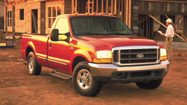 1999 Ford F-250 Super Duty parked worksite