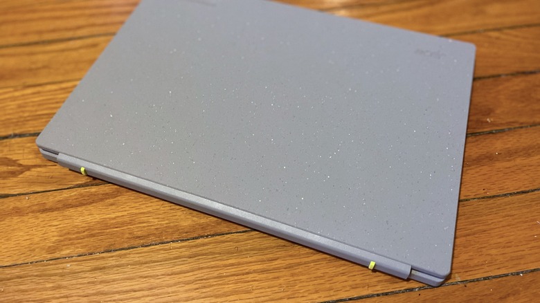 Chromebook Vero 514 (closed)