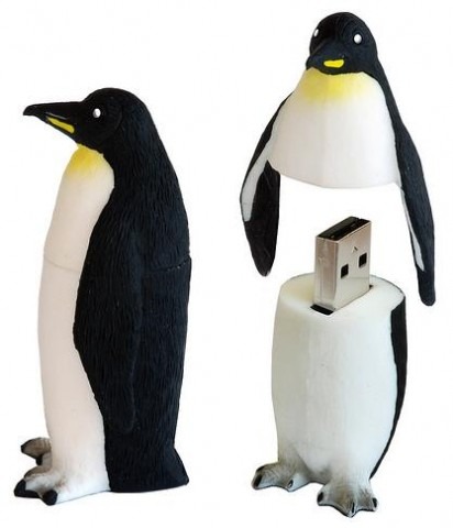 wwf_penguin_flash_drive_1