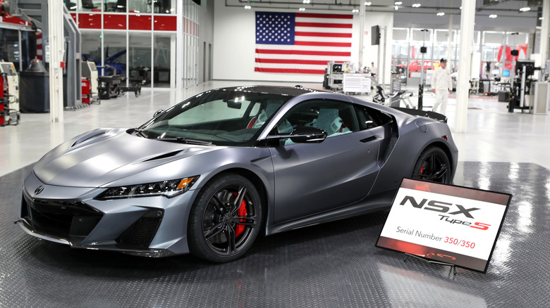 final Acura NSX showroom display