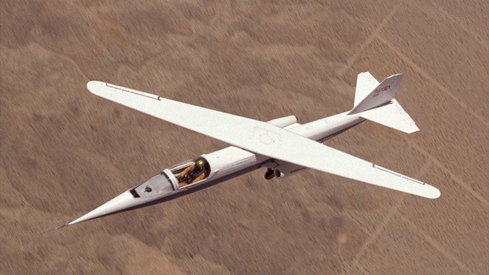 AD-1: The Strange NASA Aircraft With A Pivoting Wing – SlashGear