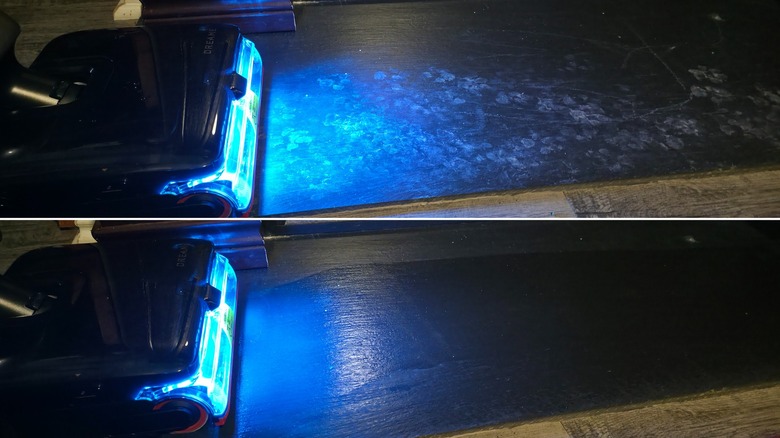 The before and after images of the Aero Ultra Steam cleaning muddy paw prints
