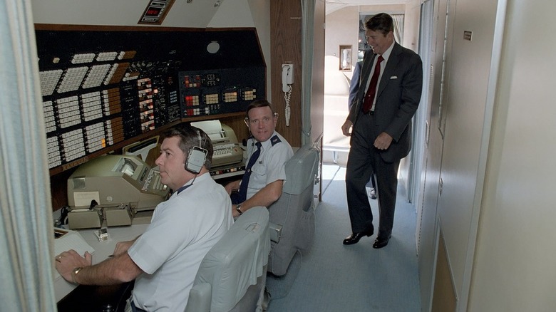 Ronald Reagan in Air Force One communications center