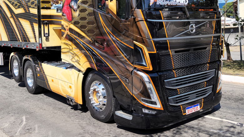 Semi truck