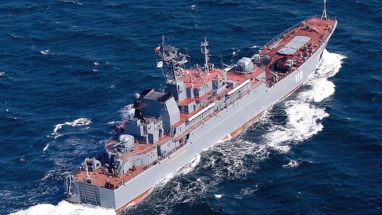 The Aleksandr Shabalin underway