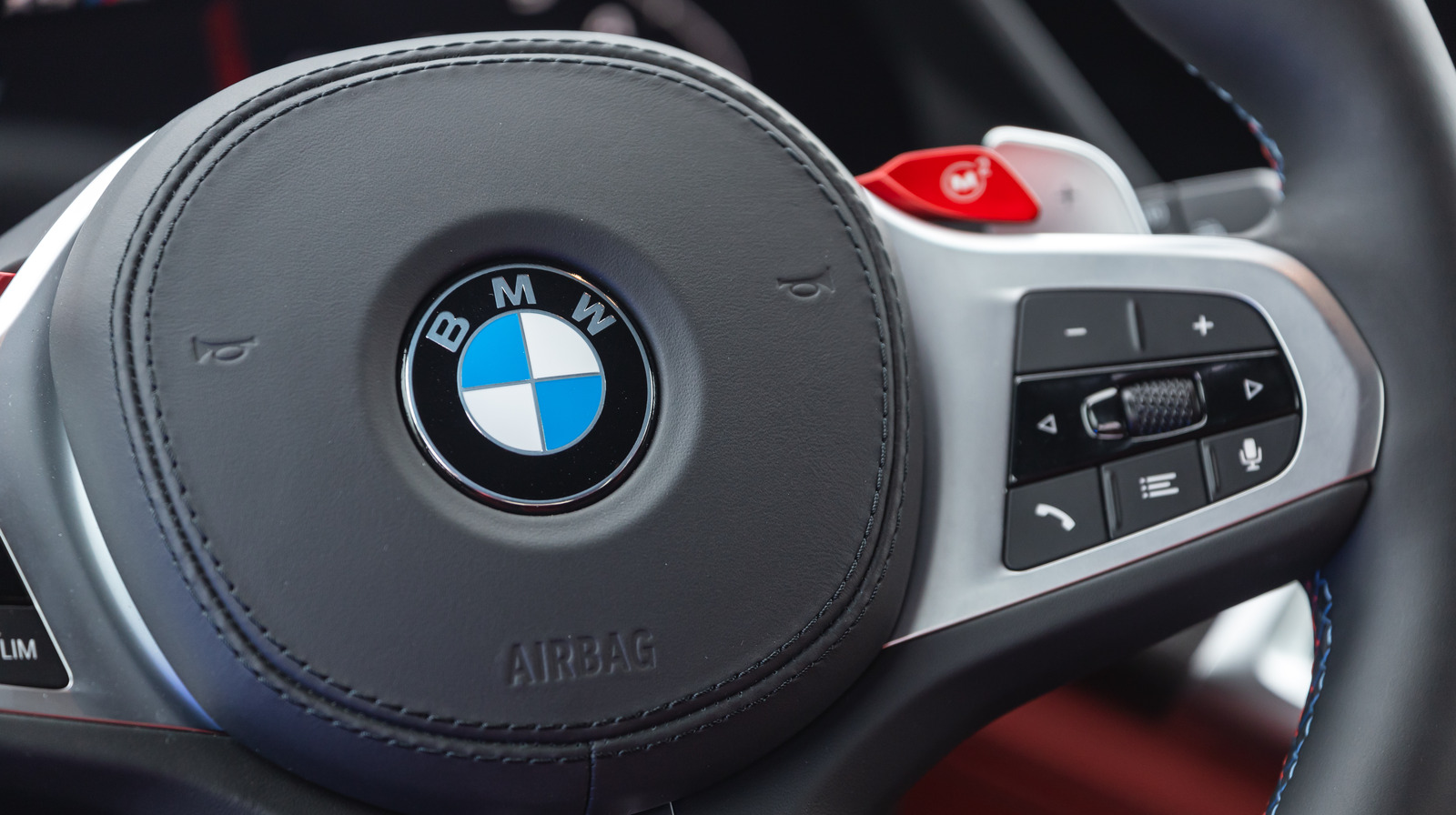 الکسا و هوش مصنوعی ممکن است به زودی جایگزین کتابچه راهنمای مالک BMW شما شوند