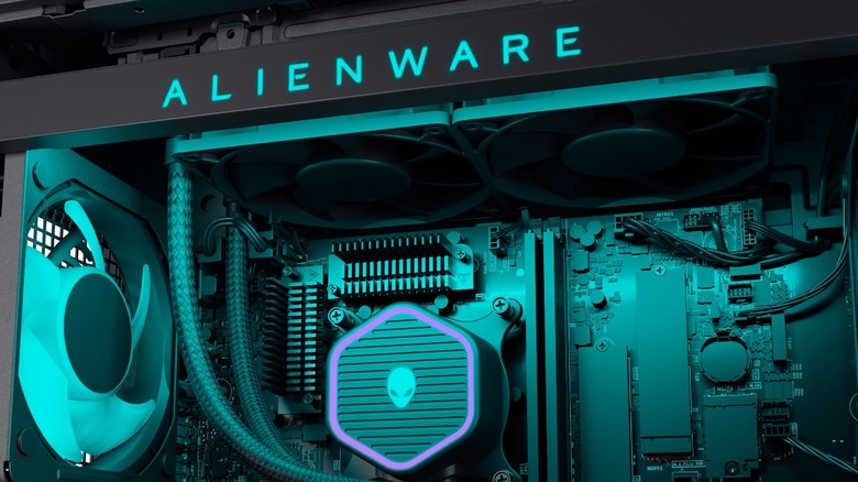 Alienware Aurora R15 gaming PC