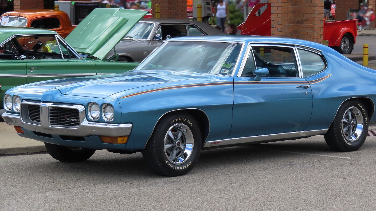 All About The 1970 Pontiac LeMans – SlashGear