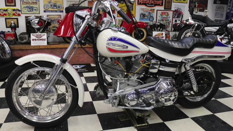 Harley-Davidson FX 1200 Super Glide on checkered floor