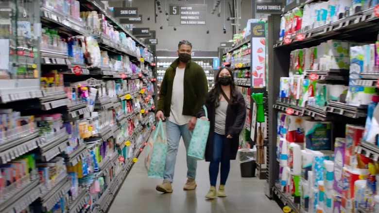 Customers in Amazon Fresh store