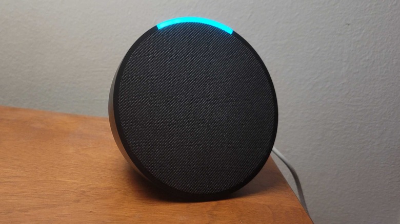 Amazon Echo pop top light