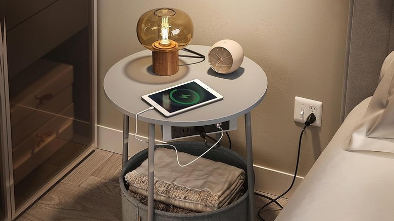 charging table