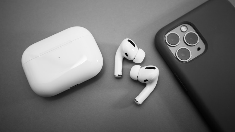 Apple AirPods