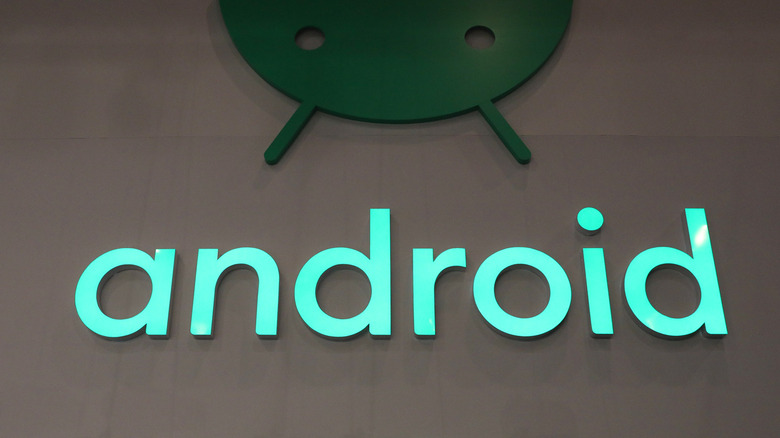 Android signage at Mobile World Congress 2022