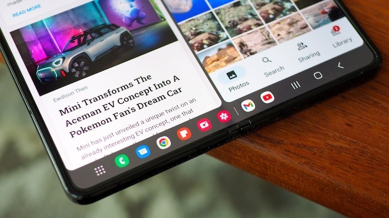 The split screen on a Galaxy Z Fold 4